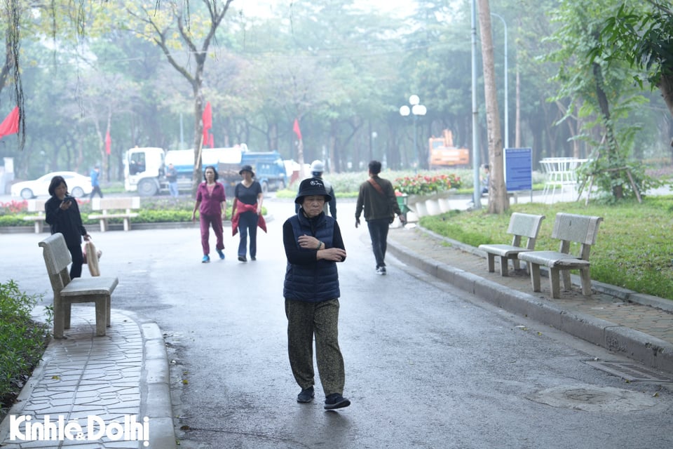 After renovation, Cau Giay Park promises to become one of the greenest, cleanest and most beautiful parks in Hanoi.