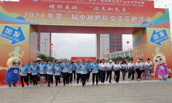 Fortaleciendo la amistad y la cooperación entre Quang Ninh y Guangxi