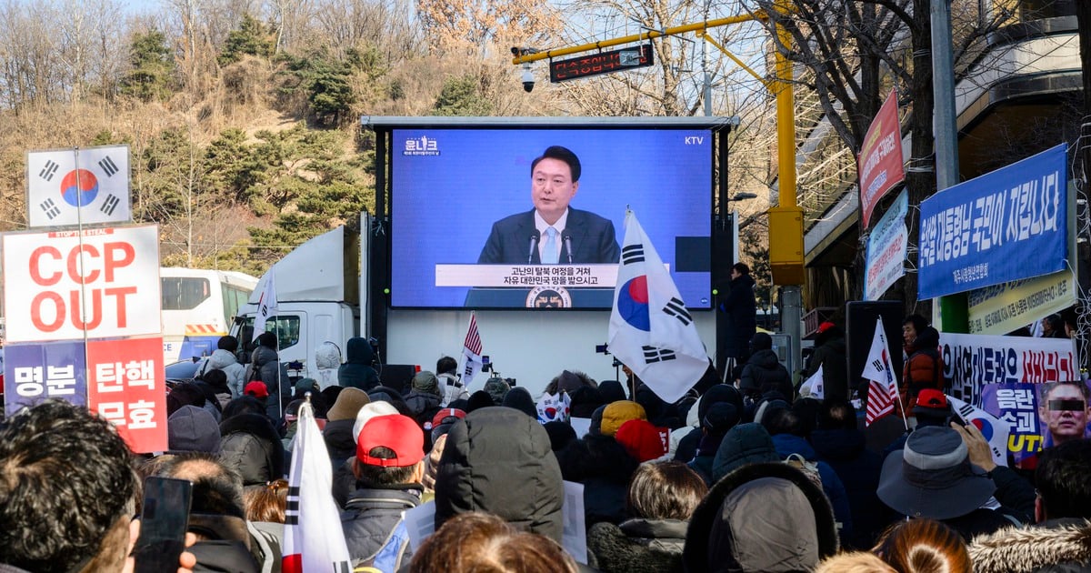 El Sr. Yoon se convierte en el primer presidente surcoreano que enfrenta un juicio penal mientras está en el cargo.