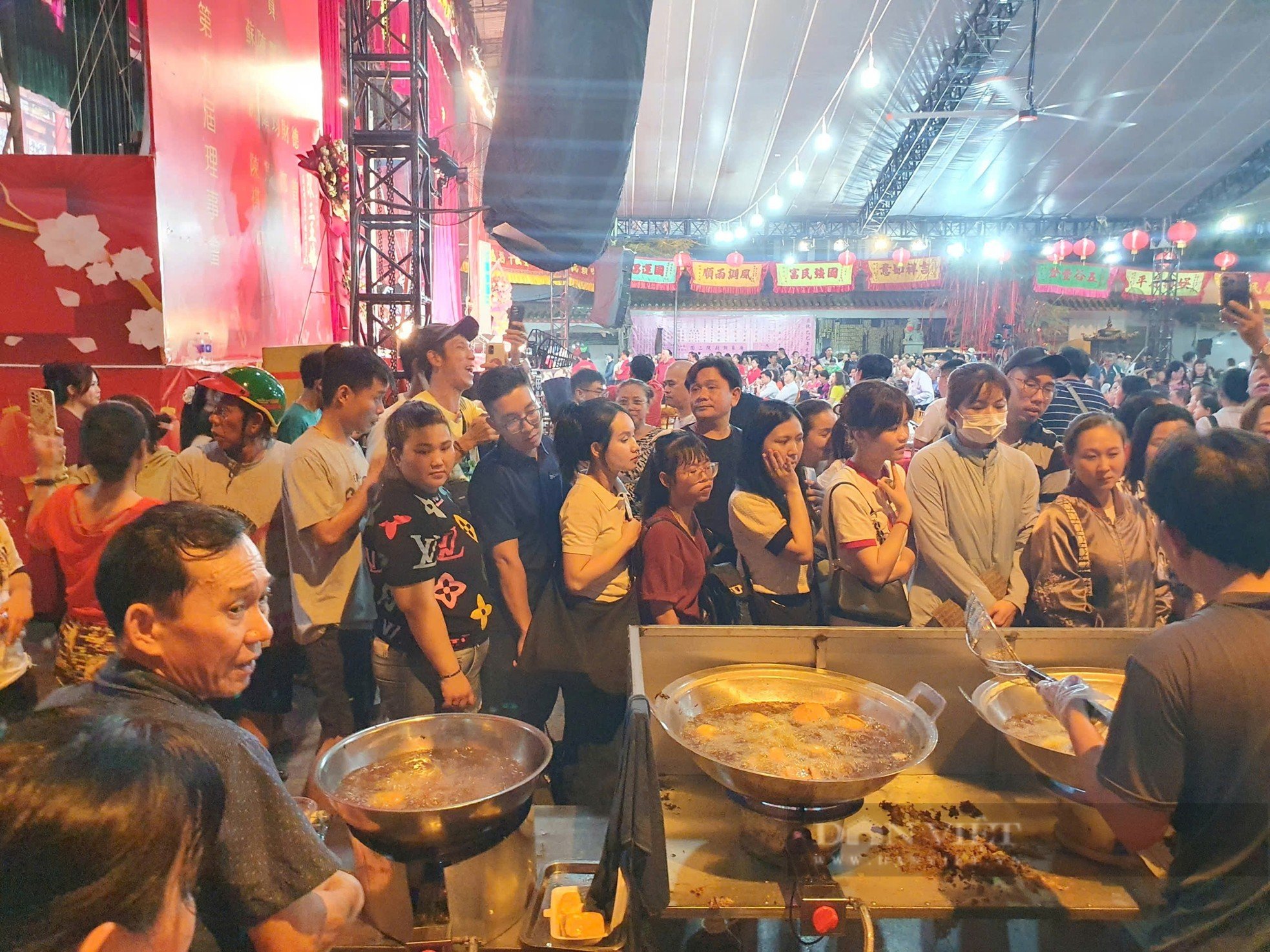 The owner of the yellow tofu that sells once a year and causes a stir in Ho Chi Minh City said something surprising, photo 1