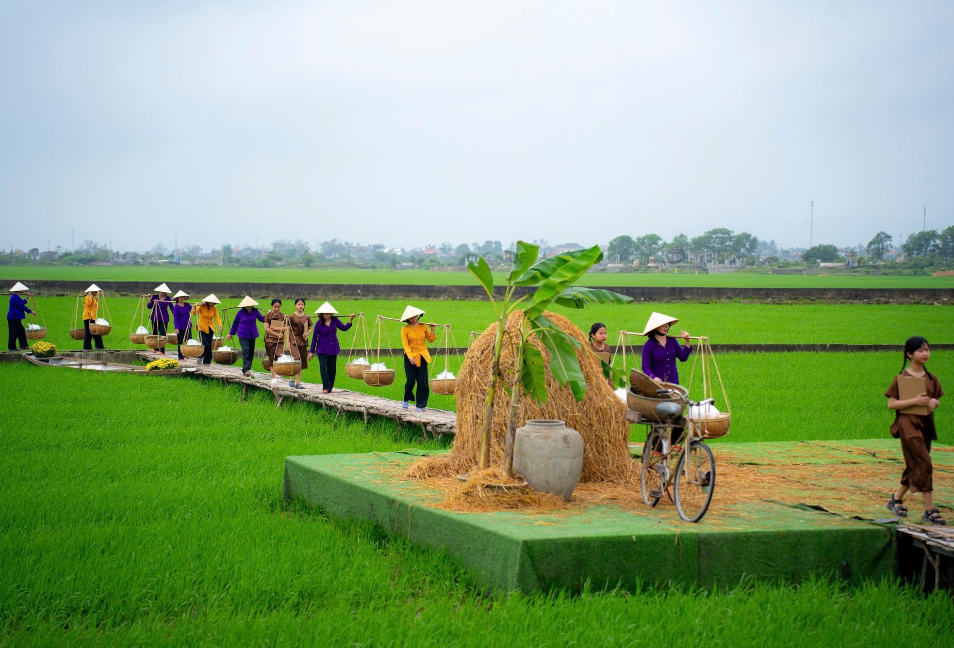 Special day of Hue traditional noodle village photo 14