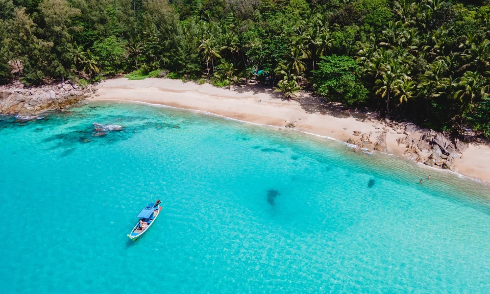 Top 10 most beautiful beaches in the world according to TripAdvisor