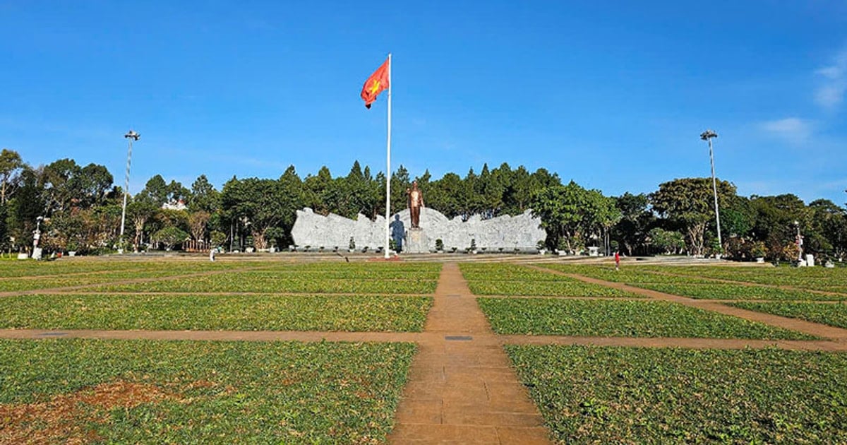 Gia Lai organiza numerosas actividades para celebrar el 50 aniversario del Día de la Liberación de la provincia