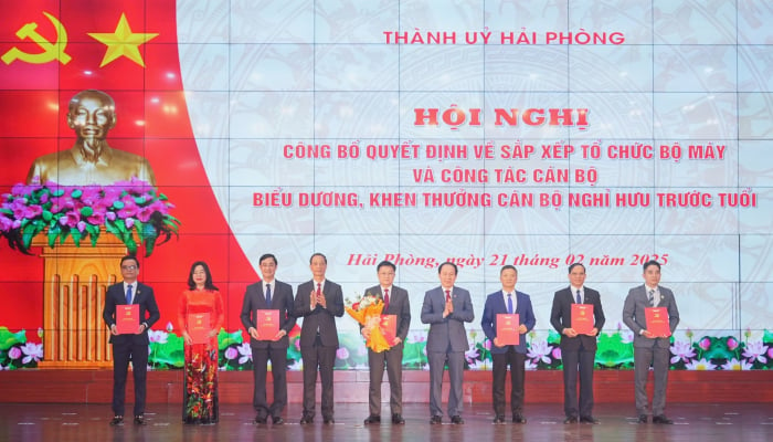 Merging Hai Phong Newspaper and Hai Phong Radio and Television Station into Hai Phong City Press and Communication Center