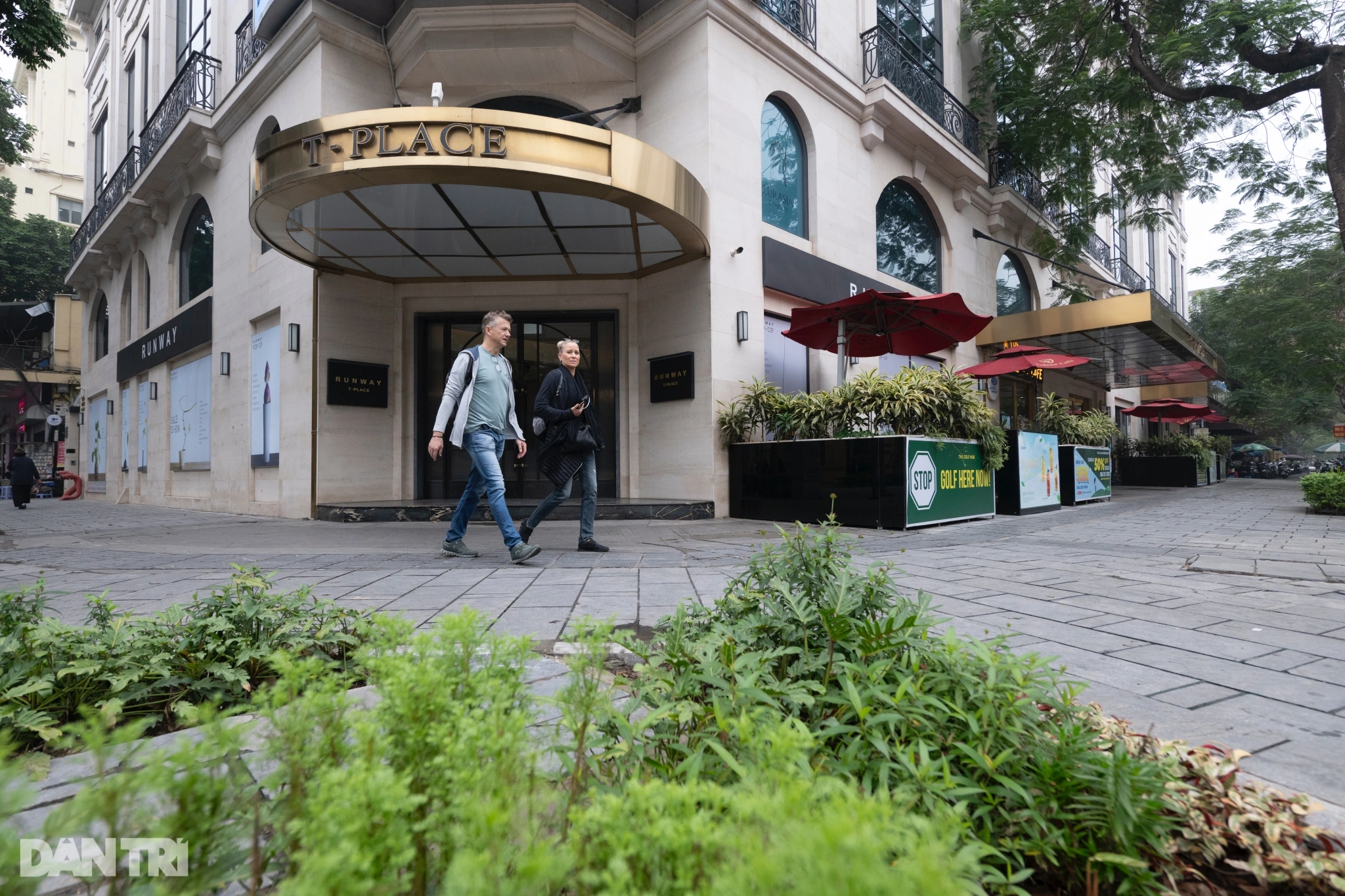 La forme des rues de Hanoi qui sont éligibles à la location de trottoirs pour les entreprises