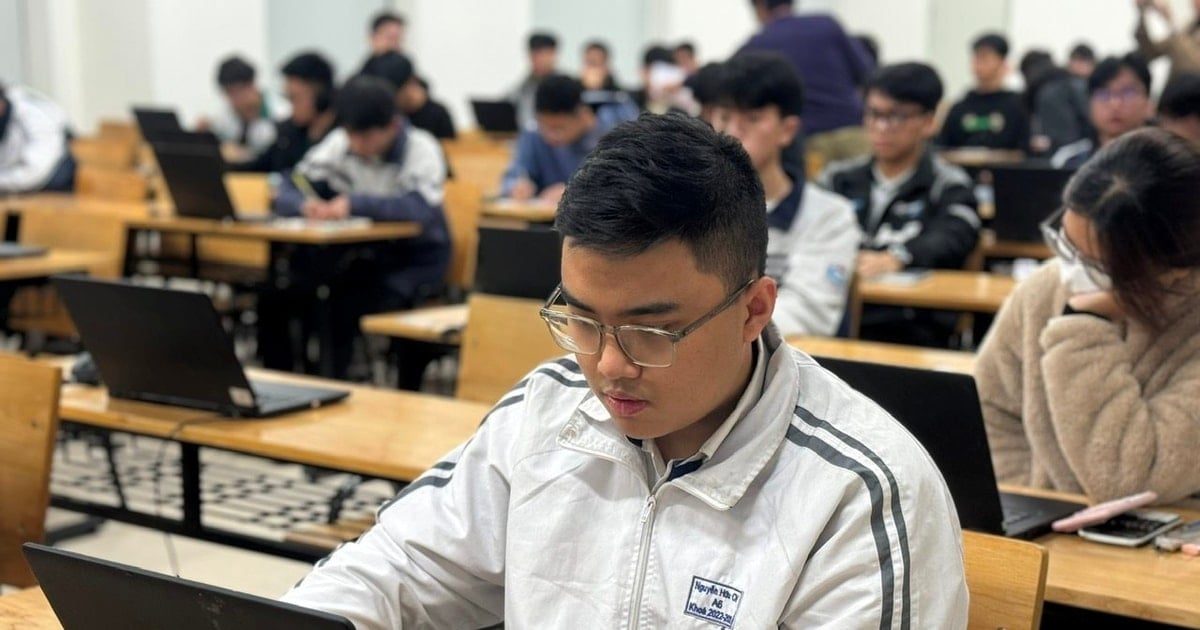 Estudiantes de 12º grado, asumiendo muchas cargas de preparación para los exámenes.