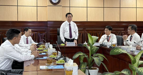 Ho Chi Minh City University of Medicine and Pharmacy was praised for its resounding achievements.