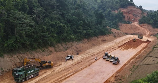 Entrega de toda la obra de construcción de dos autopistas a través de Lang Son y Cao Bang en el primer trimestre de 2025