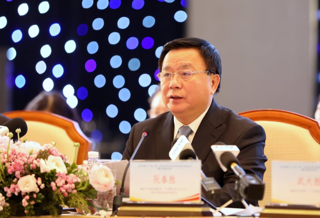 Comrade Nguyen Xuan Thang, Politburo member, Director of the Ho Chi Minh National Academy of Politics, Chairman of the Central Theoretical Council spoke at the meeting.