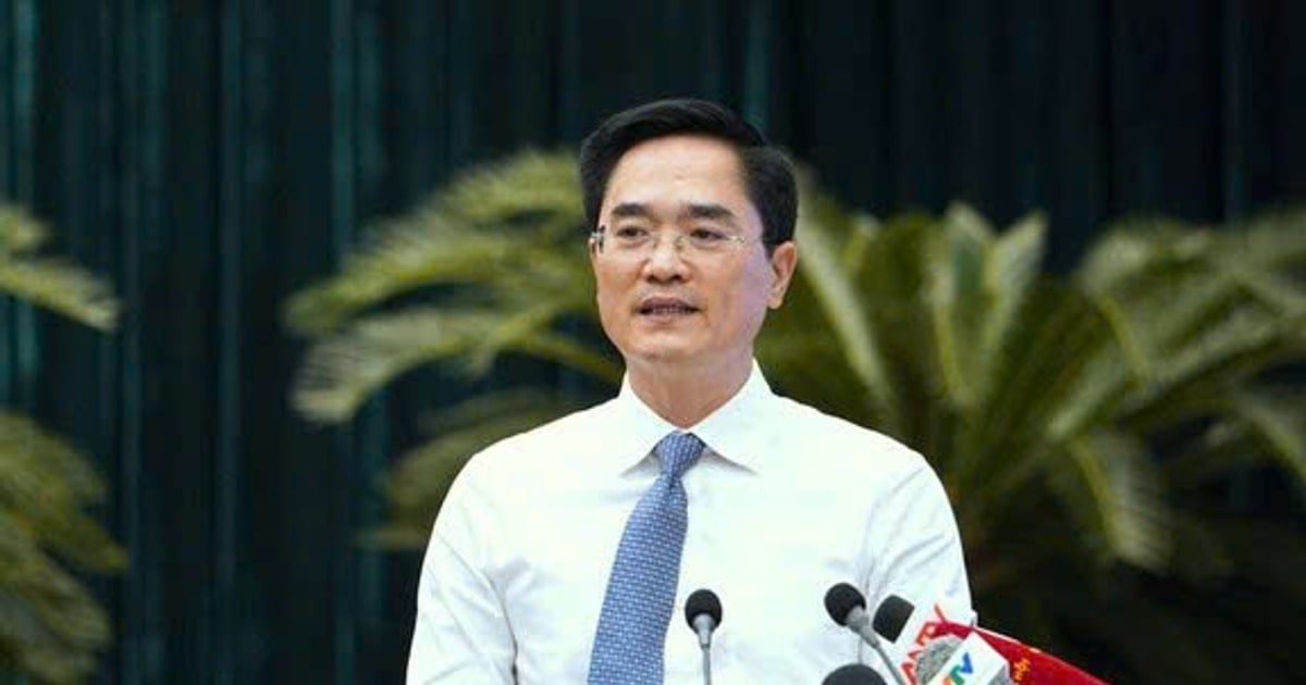 El Sr. Tran Quang Lam fue nombrado Director del Departamento de Transporte y Obras Públicas de Ciudad Ho Chi Minh.