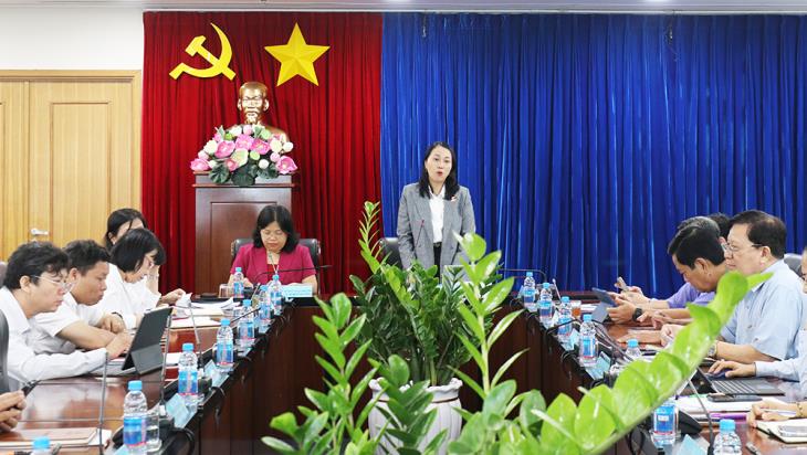 Event news - The Provincial People's Council's Legal Committee reviews the content...