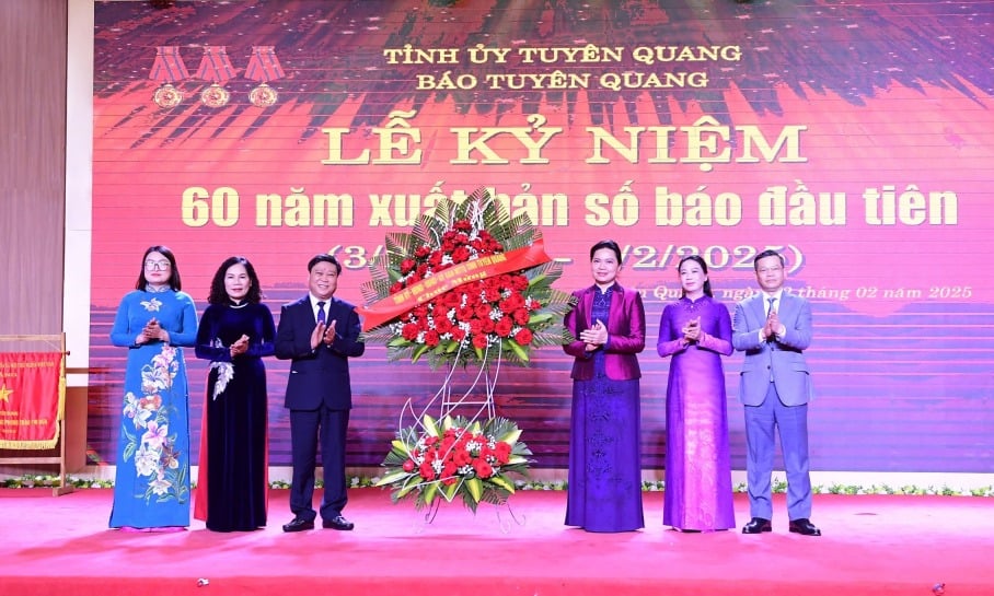 Lễ kỷ niệm 60 năm Báo Tuyên Quang xuất bản số đầu tiên (3/2/1965 - 3/2/2025)