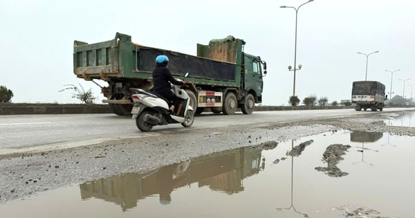 Die östliche Umgehungsstraße der Stadt Thanh Hoa ist stark beschädigt.