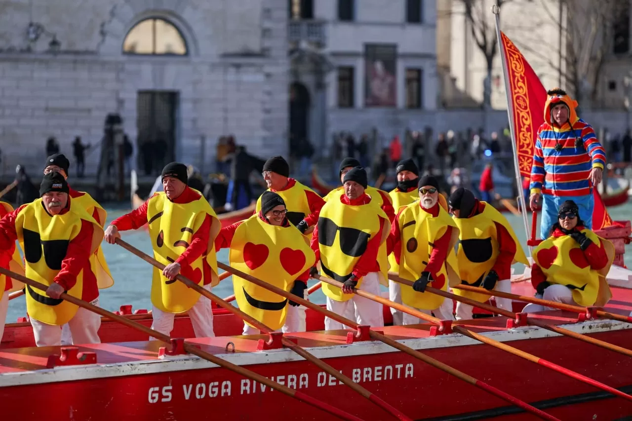 Italy: Rực rỡ lễ hội Carnival ở Venice