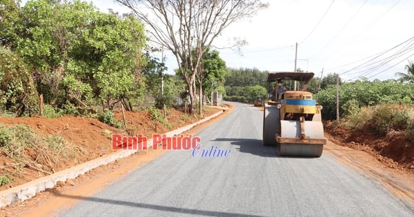 Une commune reculée de la nouvelle zone rurale de Binh Phuoc, quel projet a été construit avec 200 milliards d'investissements qui a rendu la commune si belle ?