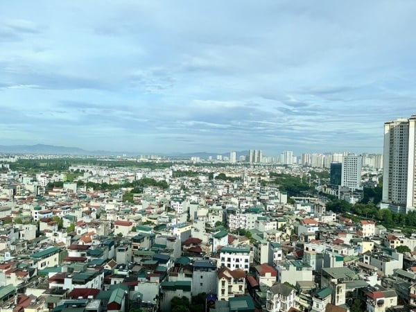 Land on the outskirts of Hanoi is quiet as if the fever had never swept through, Ho Chi Minh City proposes to handle the act of leaving land vacant