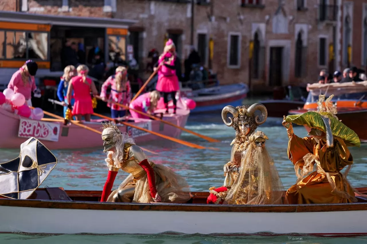 Italy: Rực rỡ lễ hội Carnival ở Venice