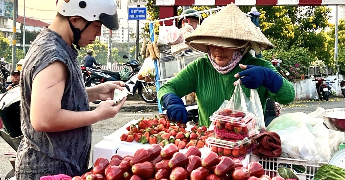 Đầu năm lại thiếu công nhân: Tuyển nhiều, người tìm việc không bao nhiêu