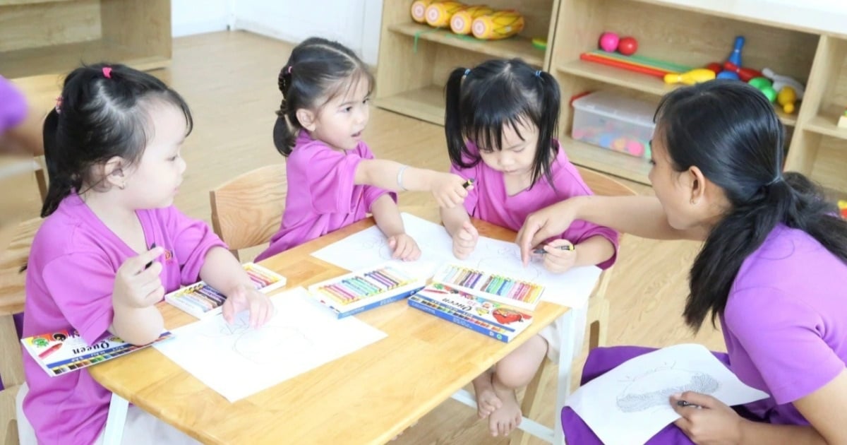 Hanoi considers funding support to implement bonus regime for teachers