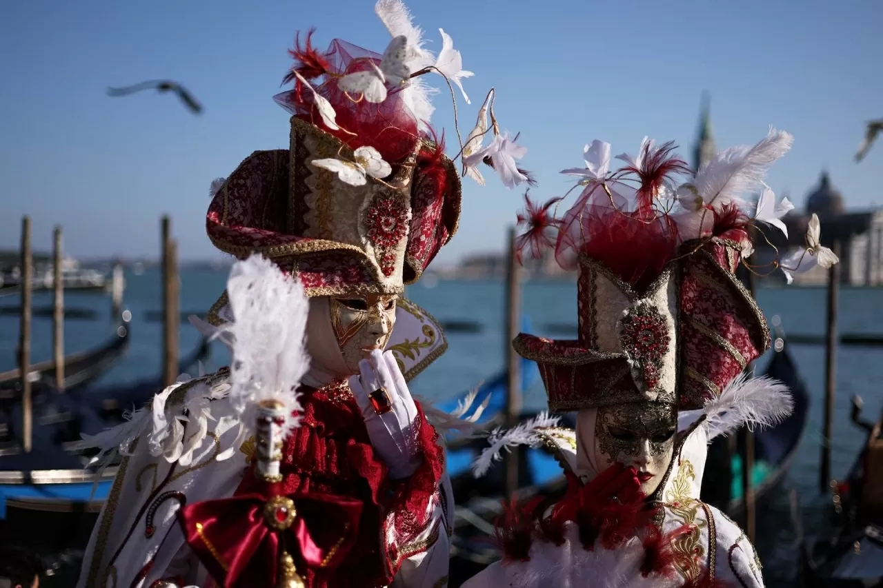 Italy: Rực rỡ lễ hội Carnival ở Venice