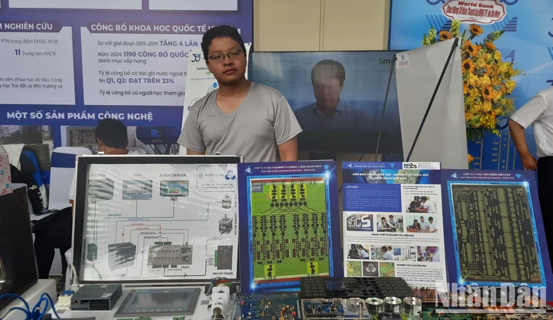 Exhibition of nearly 200 science and technology products photo 1