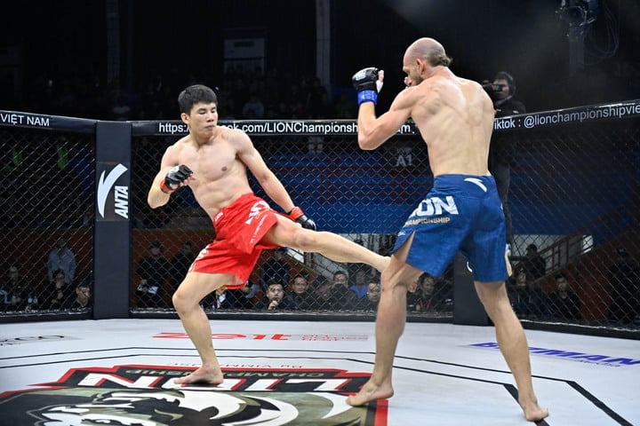 MMA Striking có nhiều điều chỉnh.