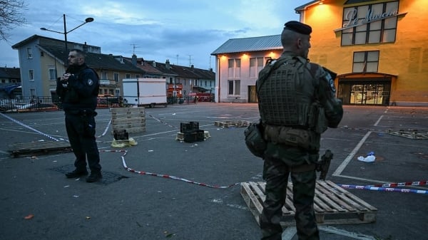 Verdächtiger mit Messerangriff auf Terroristen-Fahndungsliste der Polizei