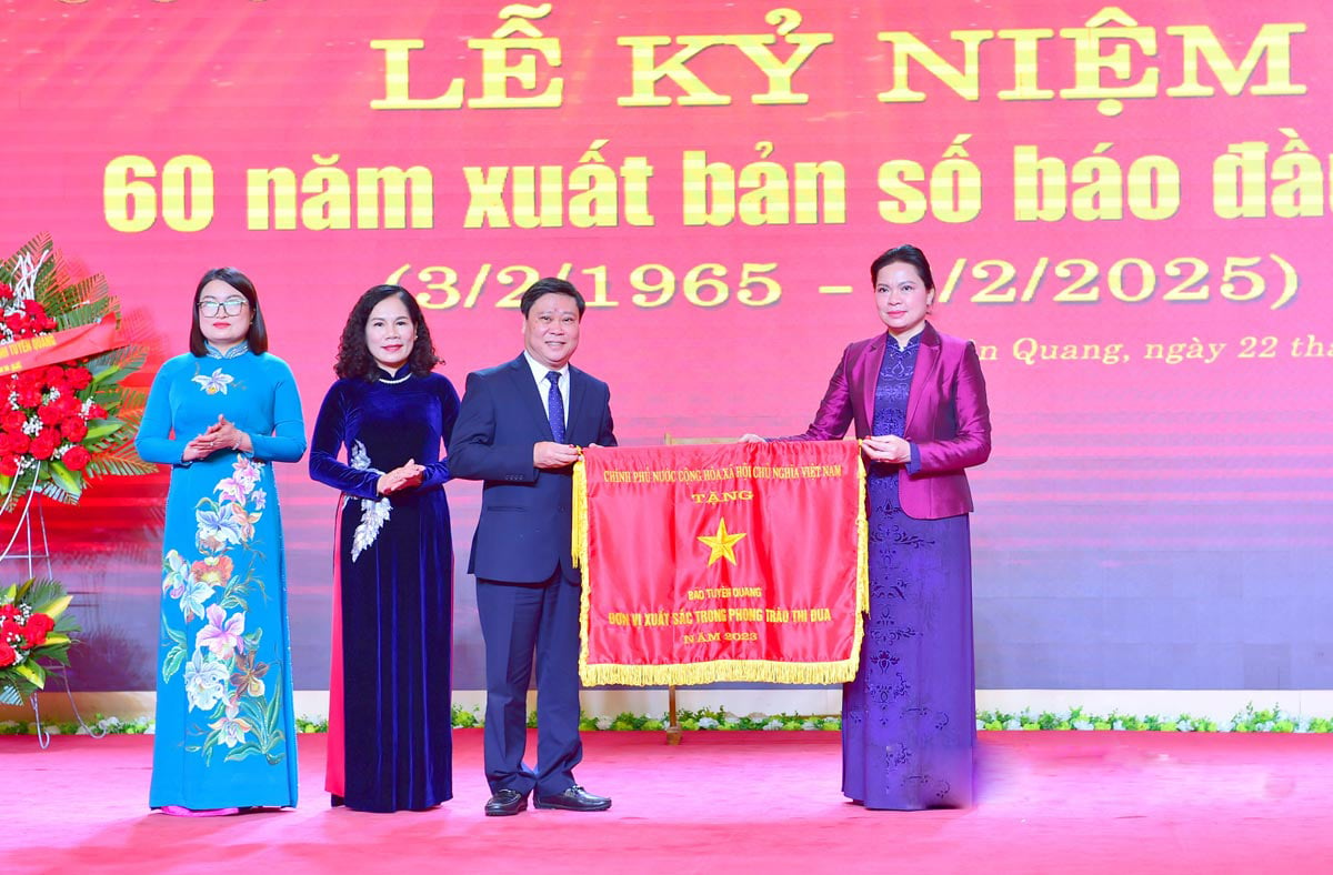 Tuyen Quang Newspaper celebrates 60 years of publishing the first issue, continues to innovate to affirm the bodybuilding industry 1