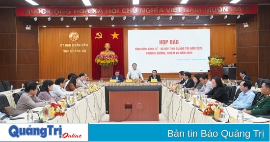 Họp báo thông tin tình hình KT - XH, QP