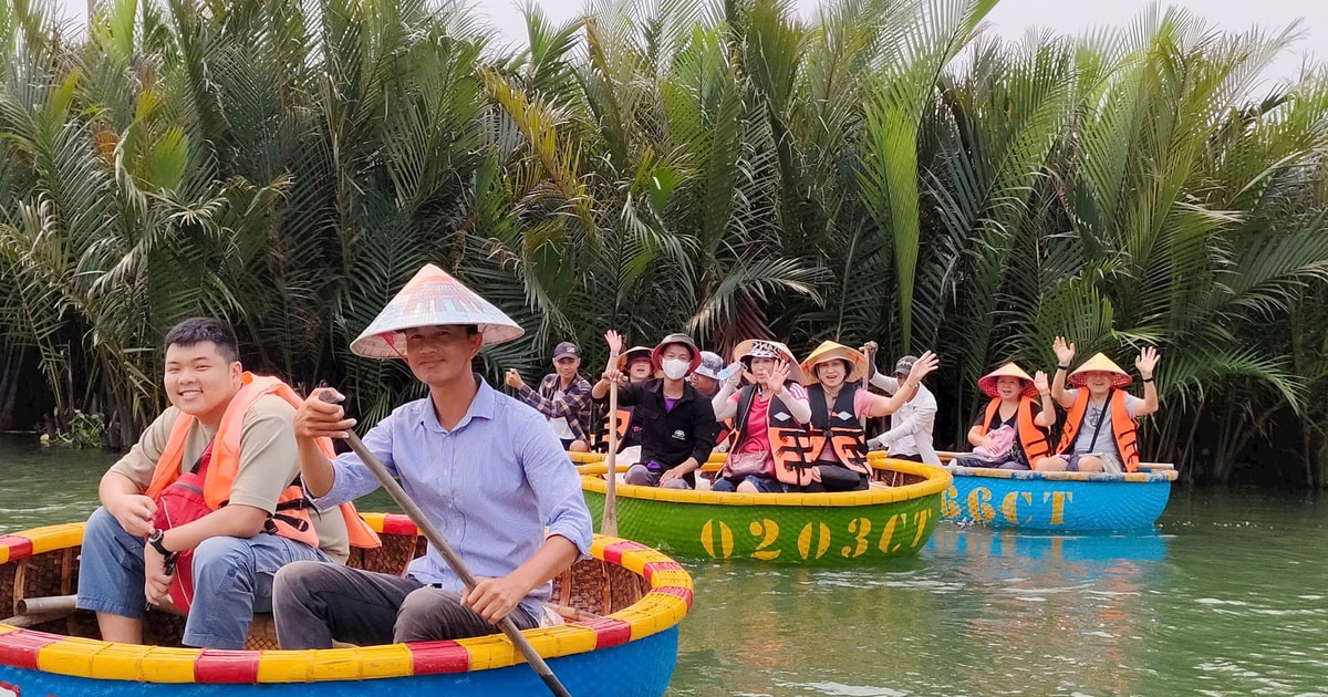 Hoi An aprueba 17 rutas turísticas en el bosque de cocos de Bay Mau, comuna de Cam Thanh