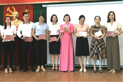 Hai Duong Provincial Political School enrolls students in training class for senior civil servants