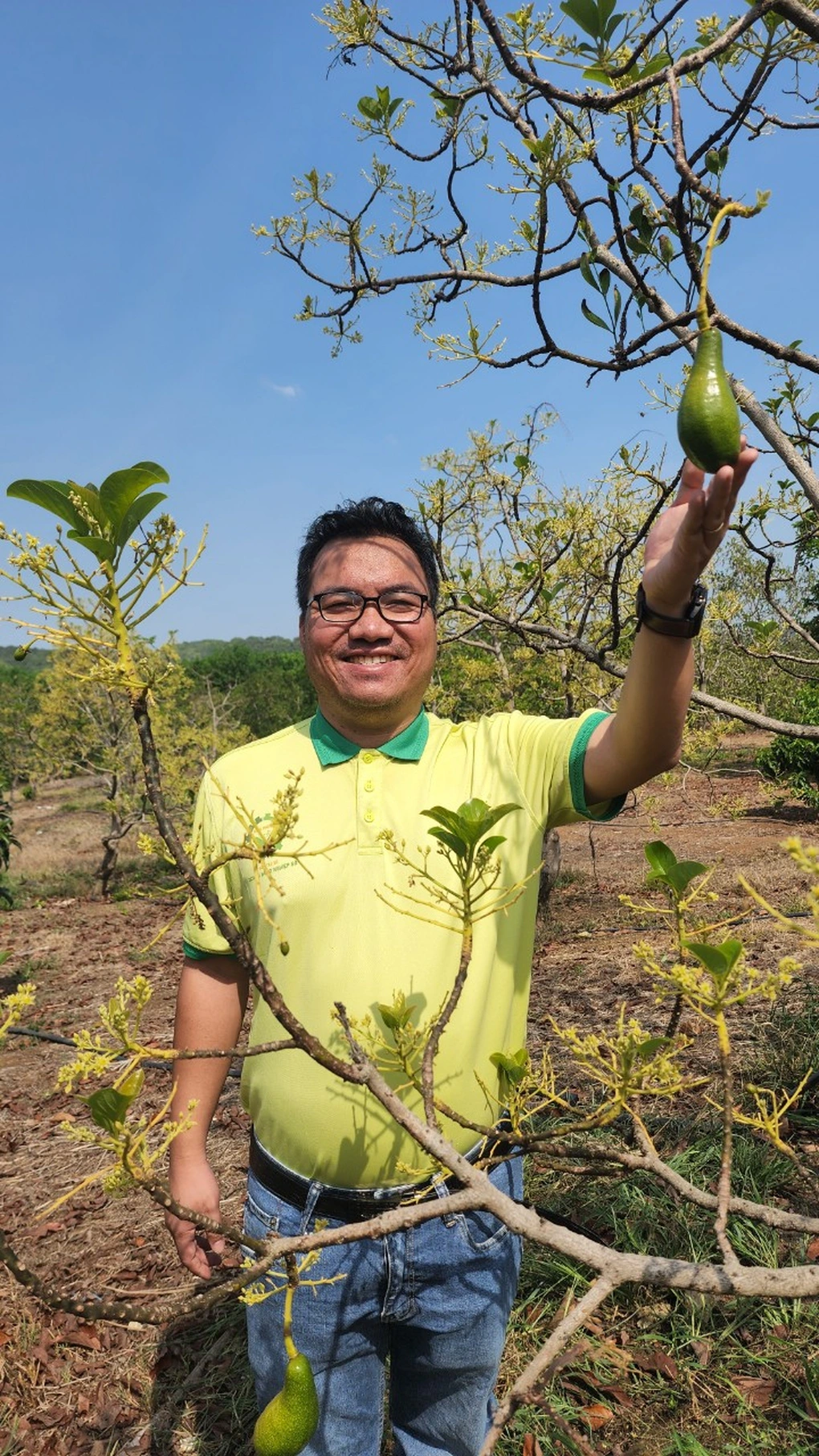 ចៅហ្វាយនាយវៀតណាមបដិសេធប្រាក់ខែ ៧៥លានដុង/ខែ នៅប្រទេសបារាំង ដើម្បីត្រឡប់ទៅផ្ទះធ្វើស្រែចម្ការវិញ។