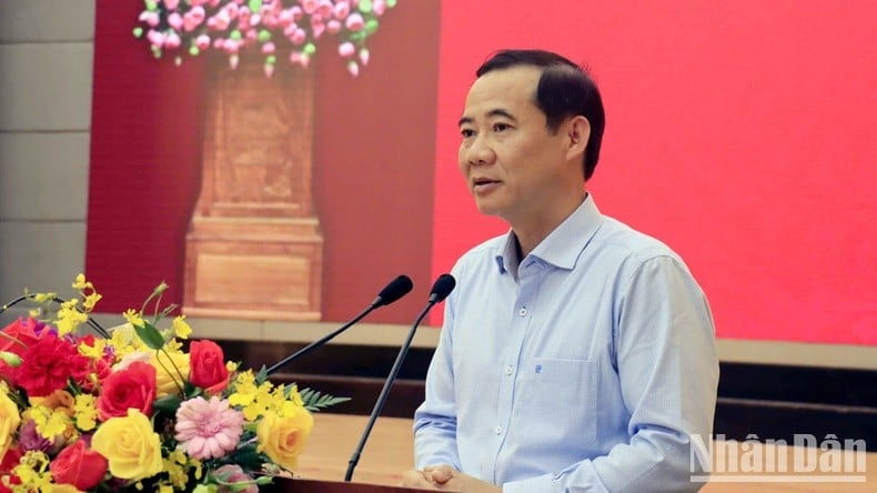 Comrade Dinh Van Tuan holds the position of Vice Chairman of Lam Dong Provincial People's Committee photo 3