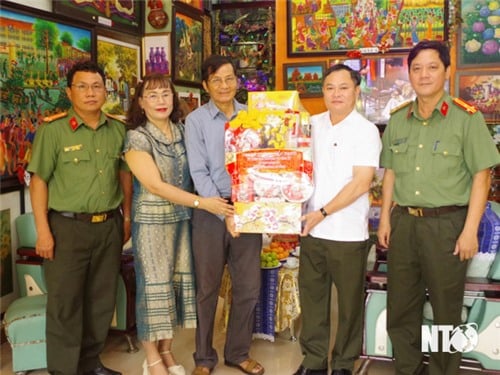 Provincial police visited and presented gifts to religious dignitaries on the occasion of Ramuwan Festival 2025