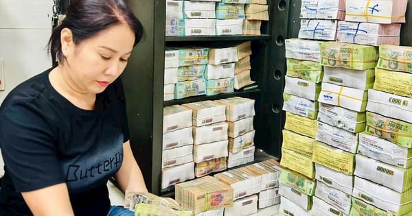 Un hombre en Binh Duong compró casi 400 billetes de lotería y ganó inesperadamente 32 mil millones de VND.