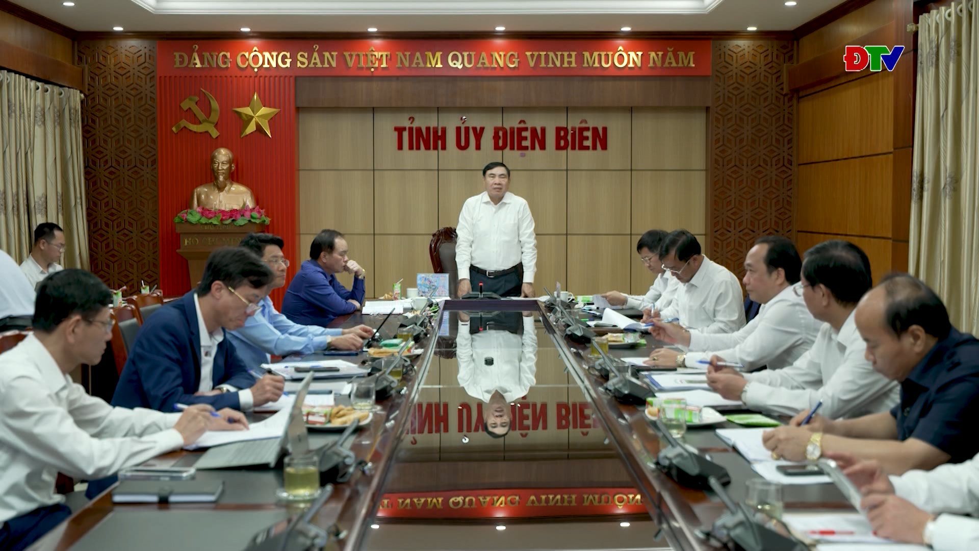 The Standing Committee of the Provincial Party Committee met to direct the content of the opening program of the 2025 Ban Flower Festival