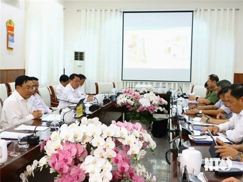 Conference to report on the progress of the Ninh Thuan nuclear power project