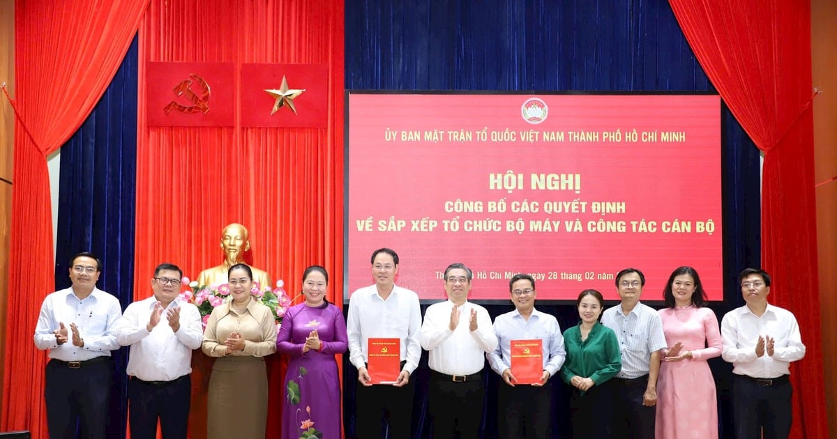 Ho Chi Minh City Front announces decision to reorganize apparatus and personnel