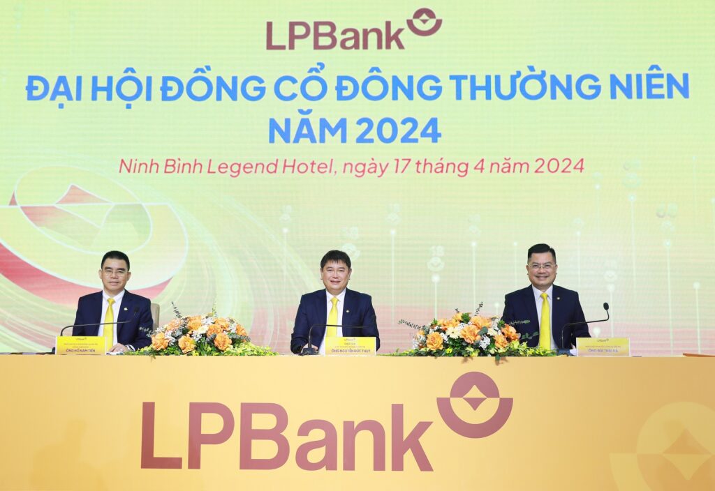 LPBank Shareholders' Meeting: Renaming the Bank to better suit the new development stage