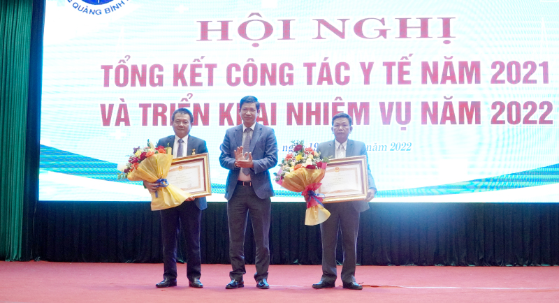 The provincial CDC received a certificate of merit from the Prime Minister for its outstanding achievements in the prevention and control of the Covid-19 epidemic.