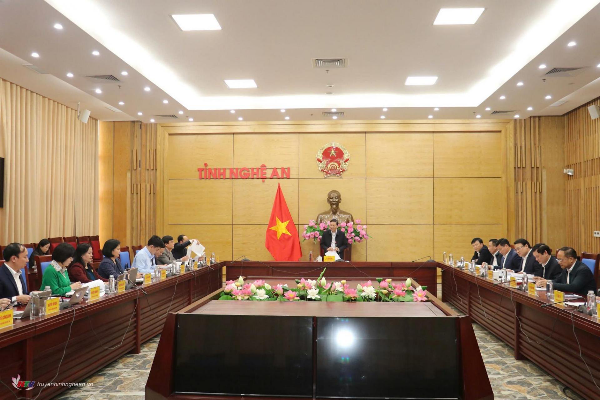 The Party Executive Committee of Nghe An Provincial People's Committee held the second conference