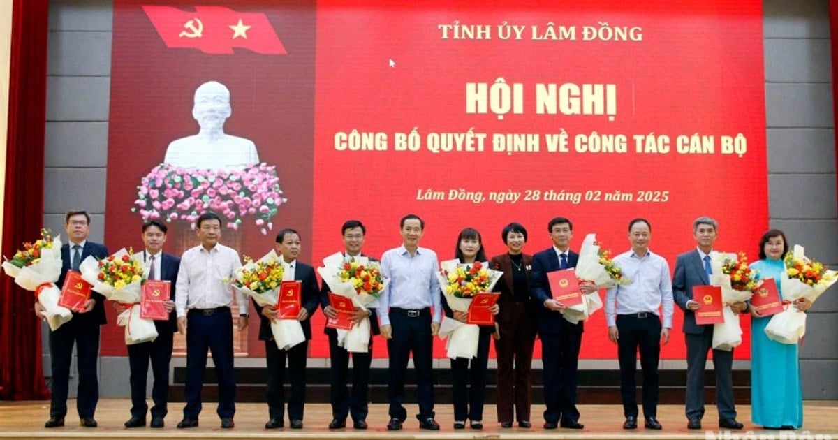 Comrade Dinh Van Tuan holds the position of Vice Chairman of Lam Dong Provincial People's Committee.