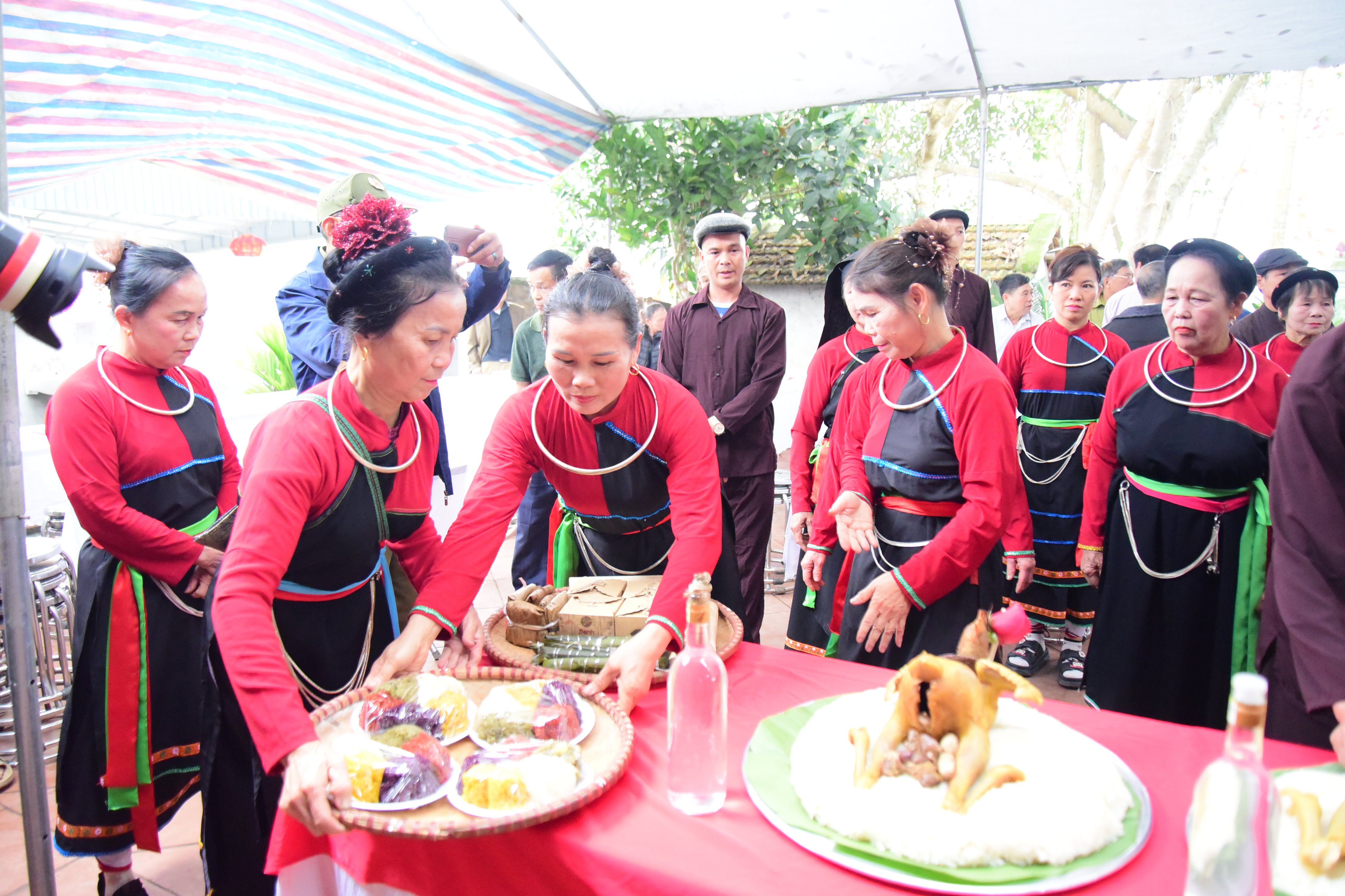 Festival tradicional de la casa comunal de Ngoc Tan, comuna de Ngoc Quan, 2025