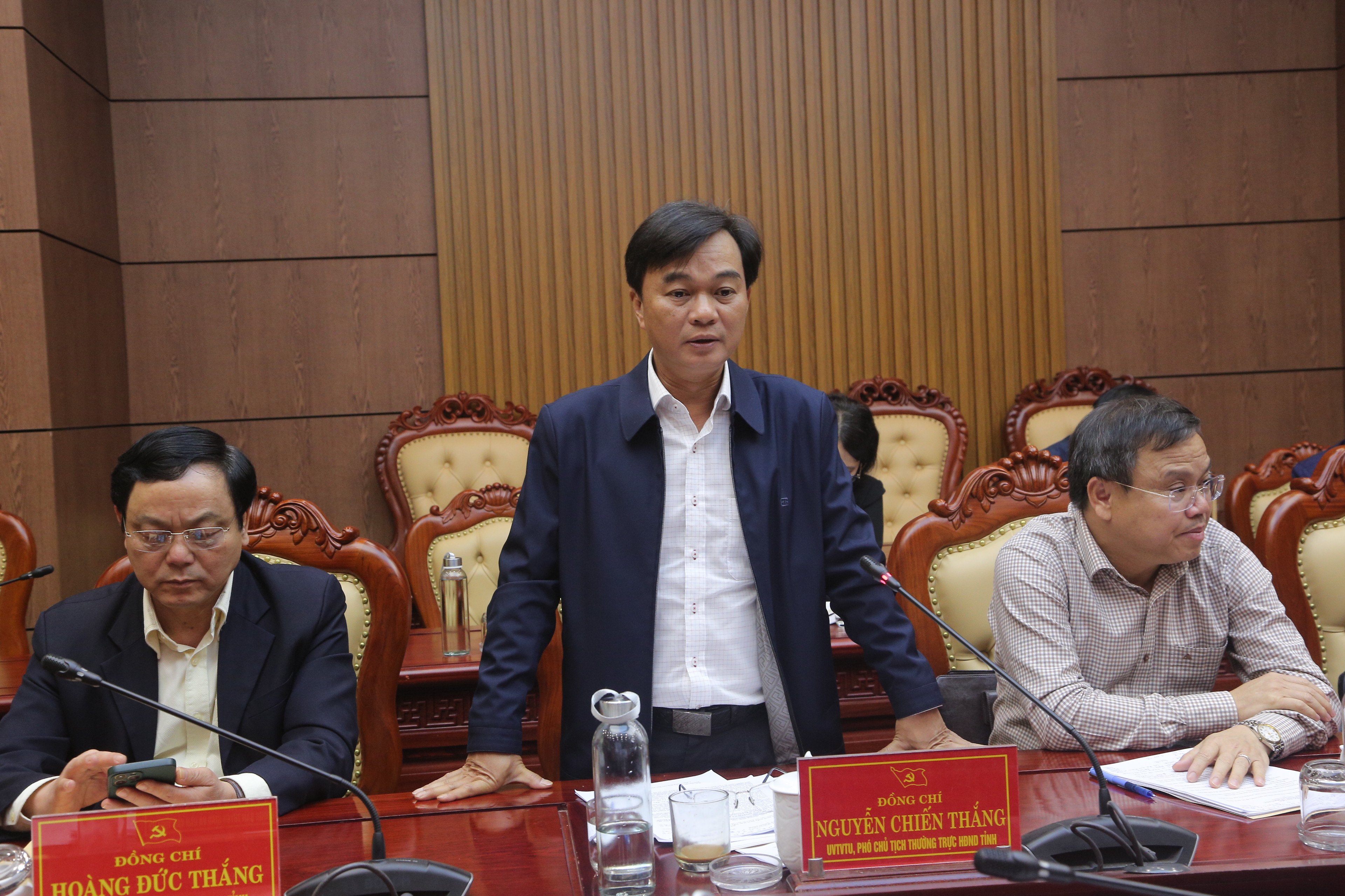 Quang Tri Provincial Party Secretary Nguyen Long Hai: Key projects must be given attention and implemented with the highest efficiency.