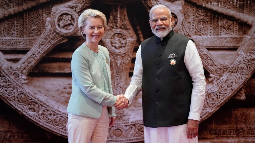 Being 'cold-shouldered' by the US, the EU seeks out its billion-people partner India, affirming that it has the same 'unique position' to respond to challenges