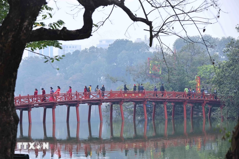 Thời tiết ngày 28/2: Bắc Bộ trưa chiều hửng nắng, nền nhiệt độ tăng dần