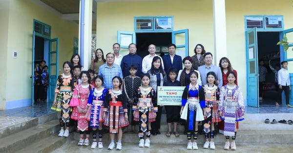 Ethnic minority students in Chieng Don have new boarding houses