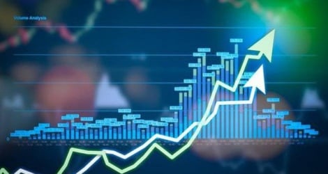 VN-Index surpasses the psychological threshold of 1,300 points, more than 21,000 billion VND poured into the market