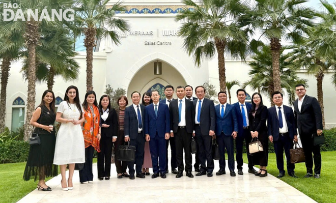 La delegación de la ciudad de Da Nang trabaja con el Centro Financiero Internacional de Dubái