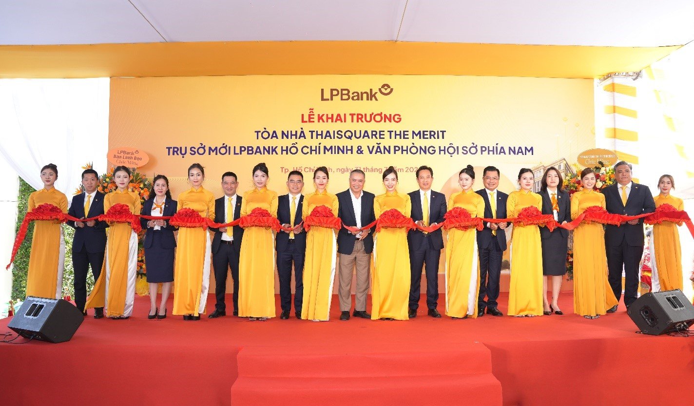 Loc Phat Bank Vietnam eröffnet neue LPBank HCM-Zentrale und Süd-Zentrale am Thaisquare. Das Merit Building: Bestätigung der Position und Entwicklungsstrategie